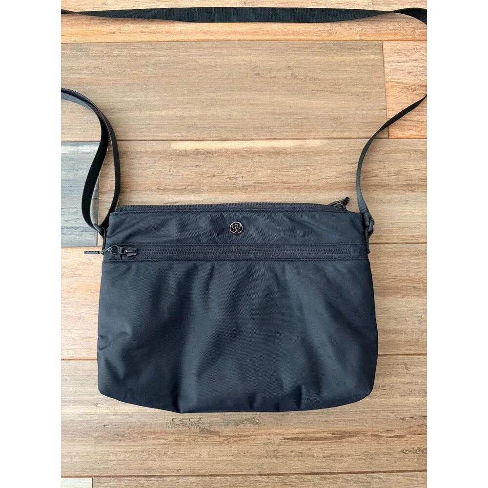 Lululemon Black Nylon Crossbody Bag - Sleek Travel & Athleisure Purse